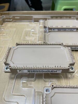 7MBR100VN120-50 1200V 100A পিআইএম মডিউল ইন্টিগ্রেটেড রেক্টিফায়ার এবং ইনভার্টার নিম্ন ক্ষতি উচ্চ বিচ্ছিন্নতা শিল্প মোটর ড্রাইভ এবং ইউপিএসের জন্য অন্তর্নির্মিত এনটিসি কমপ্যাক্ট প্যাকেজ