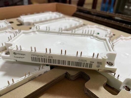 FP75R12KT4 B15 1200V 75A PIM IGBT মডিউল TRENCHSTOP™ IGBT4 কম সুইচিং লস ইন্টিগ্রেটেড রেকটিফায়ার এবং ব্রেক কপার বেসপ্লেট NTC মোটর ড্রাইভের জন্য উচ্চ সুইচিং ফ্রিকোয়েন্সি