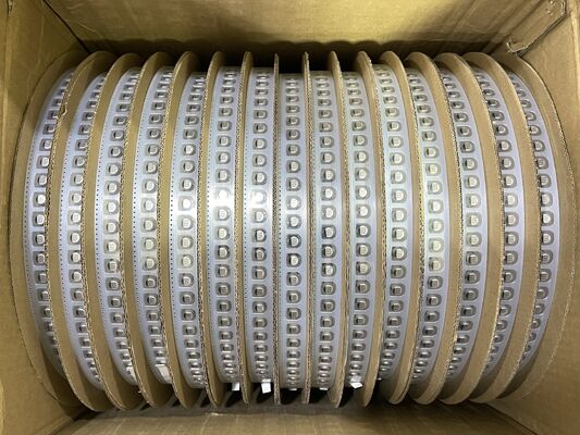 MA35V680M10X13 680μF 35V অ্যালুম ইলেক ক্যাপ 10x13mm 105°C কম প্রতিবন্ধকতা দীর্ঘ জীবন শক্তি এবং শিল্পের জন্য উচ্চ ripple