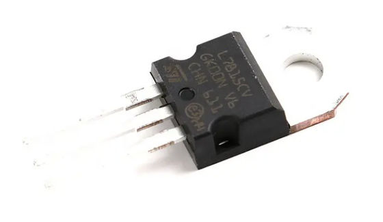 L7815CV-DG 15V 1.5A লিনিয়ার রেগুলেটর TO-220 তাপীয়/শর্ট সার্কিট সুরক্ষা ±4% নির্ভুলতা -40°C থেকে +125°C