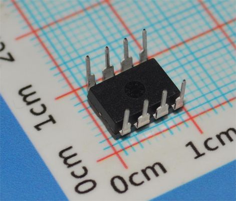 AD820AN 5MHz Precision Op Amp, ±18V Supply, 3mV Offset, 1μA Bias Current, DIP-8, -40°C থেকে +85°C