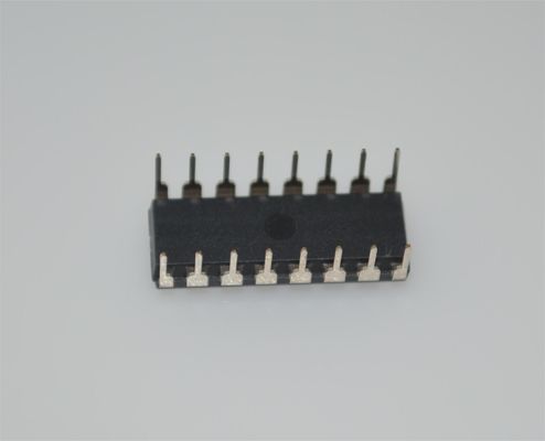 UC2846N কারেন্ট-মোড PWM কন্ট্রোলার 500kHz, 8-40V ইনপুট 1A টোটেম পোল DIP-16 -40°C থেকে +85°C
