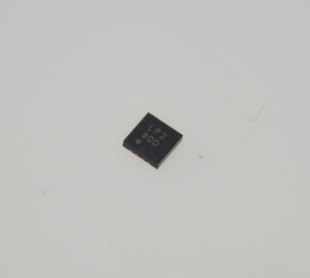 ADM7172ACPZ-R7 6.5V 2A অতি-নিম্ন নয়েজ LDO 1μV RMS নয়েজ 75dB PSRR @1MHz 2.3-6.5V ইনপুট LFCSP-8 -40°C থেকে +125°C