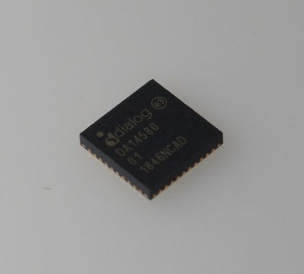 DA14580-01AT2 ব্লুটুথ 5.0 SoC অতি-নিম্ন শক্তি 2.5x2.5mm আকারের ARM Cortex-M0 দীর্ঘ ব্যাটারি লাইফ নিরাপত্তা মাল্টি-প্রোটোকল এবং সাশ্রয়ী IoT ডিজাইন সহ