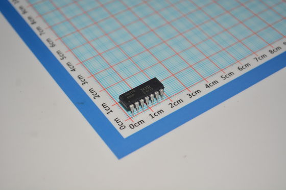 IR2110PBF উচ্চ/নিম্ন সাইড ড্রাইভার, 600V রেটিং, 2.5A পিক আউটপুট, 10V-20V সরবরাহ, 120ns সুইচিং, UVLO সুরক্ষা এবং কমপ্যাক্ট PDIP প্যাকেজ