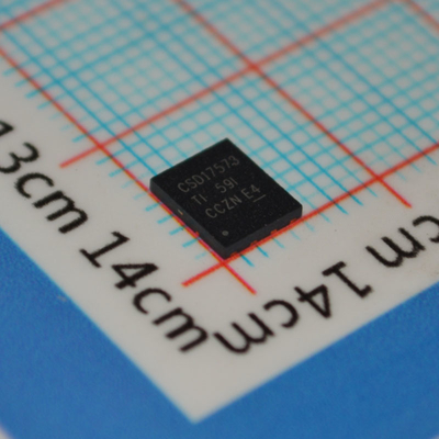 CSD17573Q5BT 40V N-Channel NexFET™ MOSFET 1.7mΩ RDS(on) 75A কারেন্ট 175°C রেটিং কম Qg 5mm×6mm SON প্যাকেজ AEC-Q101 যোগ্য এবং সীসা-মুক্ত ডিজাইন