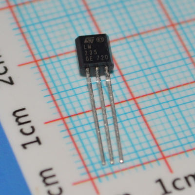 LM235Z যথার্থ সেলসিয়াস তাপমাত্রা সেন্সর 1°C যথার্থতা 2°C থেকে 150°C পরিসীমা রৈখিক 10mV/°C আউটপুট সহজ ক্যালিব্রেশন প্রশস্ত 4V-30V সরবরাহ কম স্ব-গরম TO-92 প্যাকেজ