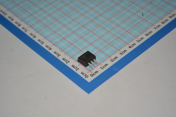 LM1085ISX-3.3 3.3V ফিক্সড 3A আউটপুট লো ড্রপআউট (1.5V) থার্মাল ও কারেন্ট সুরক্ষা TO-263 প্যাকেজ 4.75V-15V ইনপুট ফাস্ট রেসপন্স ইন্ডাস্ট্রিয়াল টেম্প (-40°C থেকে +125°C)