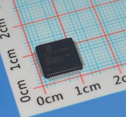 LPC2131FBD64/01,15 ARM7 MCU 32-বিট RISC কোর 64KB ফ্ল্যাশ 16KB RAM 60MHz স্পিড USB 2.0 2x UART 64-LQFP -40°C থেকে +85°C শিল্প গ্রেড