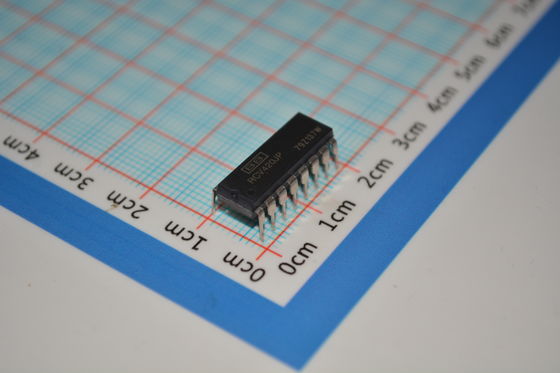 RCV420JP নির্ভুলতা সম্পন্ন ৪-২০mA লুপ-চালিত রিসিভার, ০.১% নির্ভুলতা সহ ভোল্টেজ আউটপুট, অন-চিপ রেফারেন্স, অতি-নিম্ন প্রবাহ ও নয়েজ, শক্তিশালী শিল্প সিস্টেমের জন্য