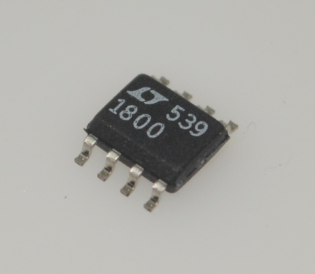 LT1800CS8 উচ্চ-গতি সম্পন্ন 100MHz অপ এম্প 400V/µs স্লিও রেট, কম 3.5mV অফসেট, রেল-টু-রেল আউটপুট, 5V থেকে ±5V সরবরাহ, 7nA IB, ফিল্টার/ADC ড্রাইভারের জন্য স্থান-সংরক্ষণকারী SOIC-8