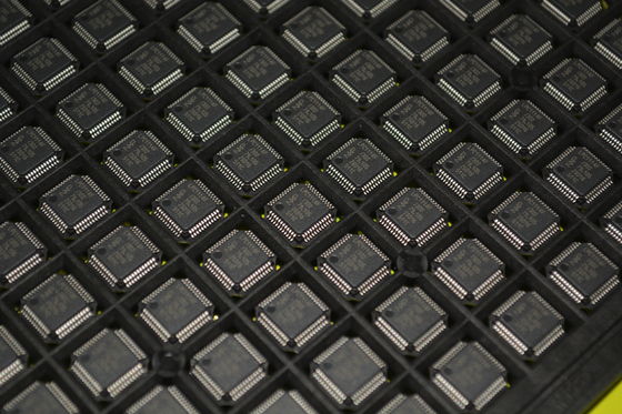 LPC1114FBD48/302 এআরএম কর্টেক্স-এম0 32-বিট এমসিইউ 50MHz সিপিইউ 32 কেবি ফ্ল্যাশ 8 কেবি এসআরএএম 12-বিট এডিসি 42 জিপিআইও UART/SPI/I2C নিম্ন শক্তি < 1μA গভীর ঘুম