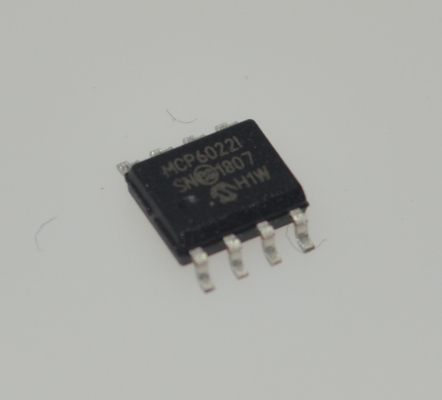 MCP6022-I/SN ডুয়াল অপ এম্প 2.7-5.5V ওয়াইড ভোল্টেজ 10MHz ব্যান্ডউইথ 7V/µs স্লিও রেট 120dB CMRR রেল-টু-রেল I/O 0.9mA লো পাওয়ার SOIC-8 প্যাকেজ ইন্ডাস্ট্রিয়াল গ্রেড
