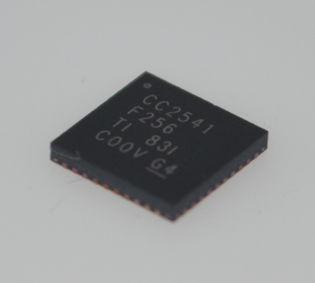 CC2541F256RHAR ব্লুটুথ ৪.০ লো এনার্জি SoC ২৫৬KB ফ্ল্যাশ ৮KB RAM শক্তিশালী ৮০৫১ MCU সমন্বিত RF ট্রান্সসিভার অতি-নিম্ন শক্তি সম্পূর্ণ ব্লুটুথ স্ট্যাক উন্নত সেন্সর ইন্টারফেস IoT/ পরিধানযোগ্য ডিভাইসের জন্য আদর্শ