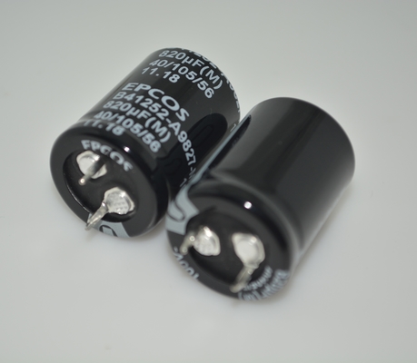 B41252A9827M000 EPCOS/TDK 820nH ফেরাইট কোর ইন্ডাক্টর 10% সহনশীলতা 7.8A স্যাচুরেশন কারেন্ট 9.5A থার্মাল কারেন্ট -55°C থেকে +150°C RoHS অনুবর্তী অটোমোটিভ গ্রেড AEC-Q200 সার্টিফাইড