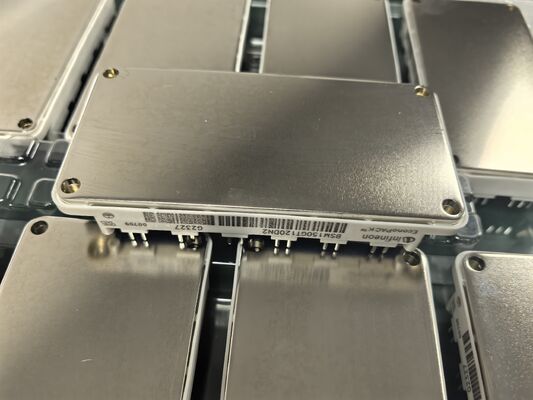 BSM150GT120DN2 1200V/150A আইজিবিটি মডিউল নিম্ন ভিসিই ((স্যাট) উচ্চ গতির স্যুইচিং নিম্ন ক্ষতি অন্তর্নির্মিত এনটিসি বিচ্ছিন্ন বেসপ্লেট ভারী দায়িত্ব মোটর ড্রাইভ এবং শিল্প ইউপিএসের জন্য শিল্প গ্রেড