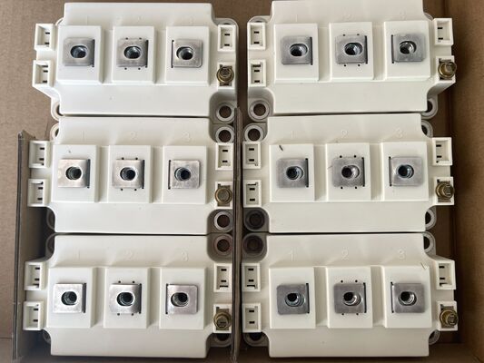 SKM400GAR12E4 1200V 400A IGBT মডিউল কম Vce(sat) উচ্চ শর্ট সার্কিট দৃঢ়তা কম সুইচিং ক্ষতি উচ্চ আইসোলেশন শিল্প গ্রেড সোলার ইনভার্টার এবং উচ্চ পাওয়ার ইউপিএস-এর জন্য