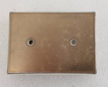 35ACC12F4V1 12V 3.5A অটোমোটিভ PNP ট্রানজিস্টর লো VCE(sat) 250mV উচ্চ কারেন্ট লাভ SOT-223 প্যাকেজ AEC-Q101 যোগ্য যানবাহনগুলিতে লোড সুইচিং এবং মোটর নিয়ন্ত্রণের জন্য