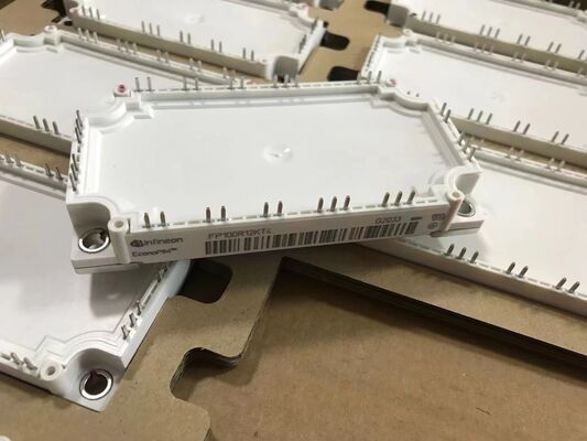 FP100R12KT4 1200V 100A PIM IGBT মডিউল TRENCHSTOP™ IGBT4 Low VCE(sat) 2.1V ইন্টিগ্রেটেড রেকটিফায়ার এবং ব্রেক কপার বেসপ্লেট NTC মোটর ড্রাইভের জন্য লো সুইচিং লস