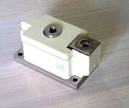 SKKE600/16 1600V 600A সিঙ্গেল ডায়োড মডিউল আল্ট্রা-লো ভিএফ 1.5V হাই সার্জ কারেন্ট 22kA সেমিপ্যাক4 বিচ্ছিন্ন বেস চমৎকার তাপ স্থানান্তর উচ্চ নির্ভরযোগ্যতা রেকটিফায়ার এবং ওয়েল্ডিংয়ের জন্য ইউএল সার্টিফাইড