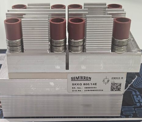 SKKQ800/14E 1400V 800A সিঙ্গেল থাইরিস্টর মডিউল ফাস্ট সুইচিং লো ভিএফ 1.37V 12kA সার্জ AlN সিরামিক বেস প্রেসার কন্টাক্টস অ্যামপ্লিফাইং গেট আল সার্টিফাইড সফট স্টার্টার এবং ইনভার্টারের জন্য