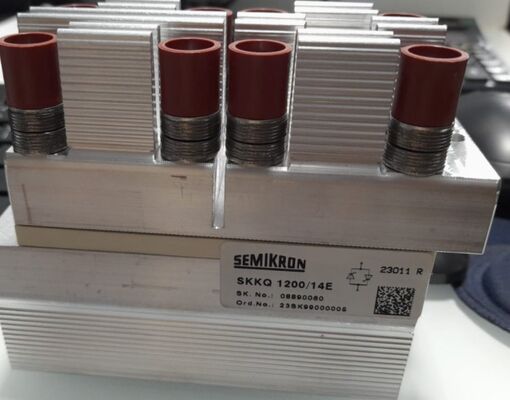 SKKQ800/14E 1400V 800A সিঙ্গেল থাইরিস্টর মডিউল ফাস্ট সুইচিং লো ভিএফ 1.37V 12kA সার্জ AlN সিরামিক বেস প্রেসার কন্টাক্টস অ্যামপ্লিফাইং গেট আল সার্টিফাইড সফট স্টার্টার এবং ইনভার্টারের জন্য