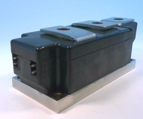 TT600N16KOF 1600V 600A ডুয়াল থাইরিস্টর মডিউল নিম্ন VF 1.32V উচ্চ তরঙ্গ 21kA চাপ যোগাযোগ প্রযুক্তি বিচ্ছিন্ন বেসপ্লেট ট্রেঞ্চ গেট উল নরম স্টার্টার এবং সংশোধনকারীদের জন্য প্রত্যয়িত