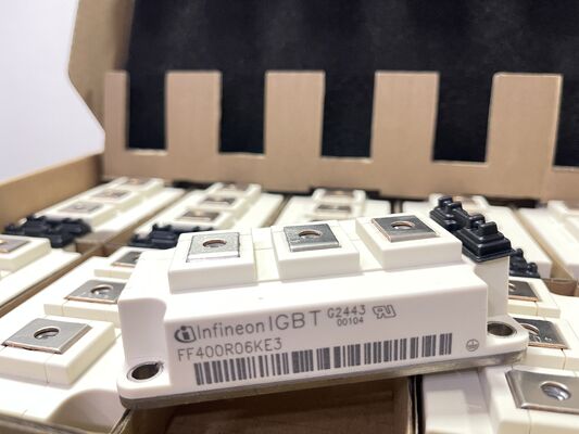 FF400R06KE3HOSA1 600V 400A আইজিবিটি অর্ধ-ব্রিজ মডিউল ট্রেঞ্চ স্টপ প্রযুক্তি কম ভিসিইএস্যাট দ্রুত স্যুইচিং ইনভার্টার এবং ড্রাইভের জন্য শক্ত